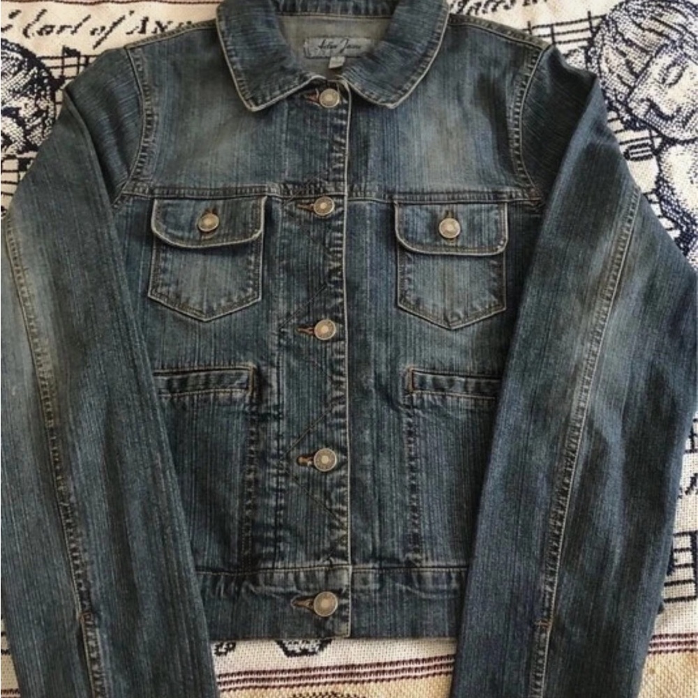Women's Dark Blue Denim Trucker Jacket by Liz Lange